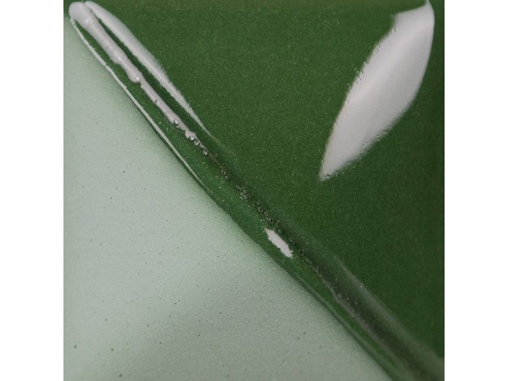 UG 210 Forest Green